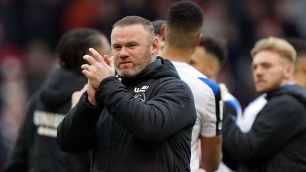 Wayne-Rooney-Derby-Everton